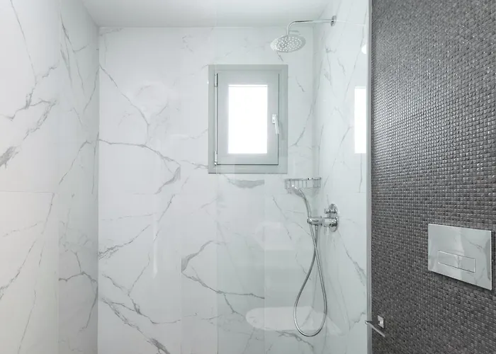 Lejlighedshotel V Luxury Kanálion