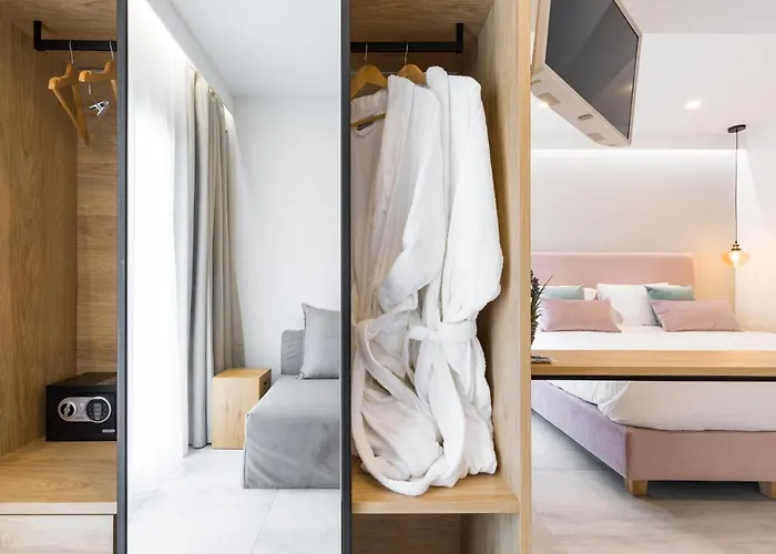 V Luxury Kanálion