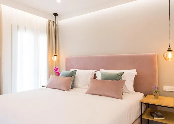 Lejlighedshotel V Luxury Kanálion