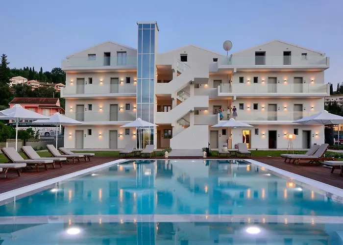 V Luxury 3* Kanálion