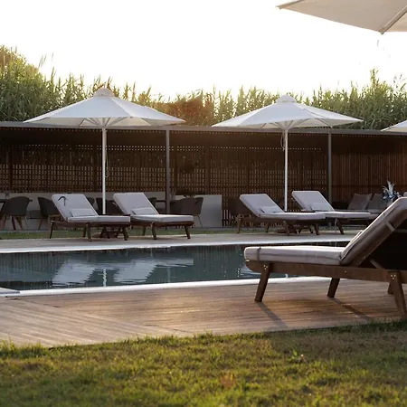 V Luxury Hotel apartamentowy 3*