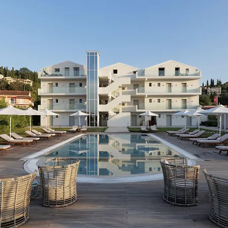 V Luxury Apart-hotel Kanálion