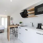 V Luxury Hotel apartamentowy Kanálion