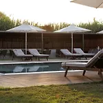 V Luxury Hotel apartamentowy 3*